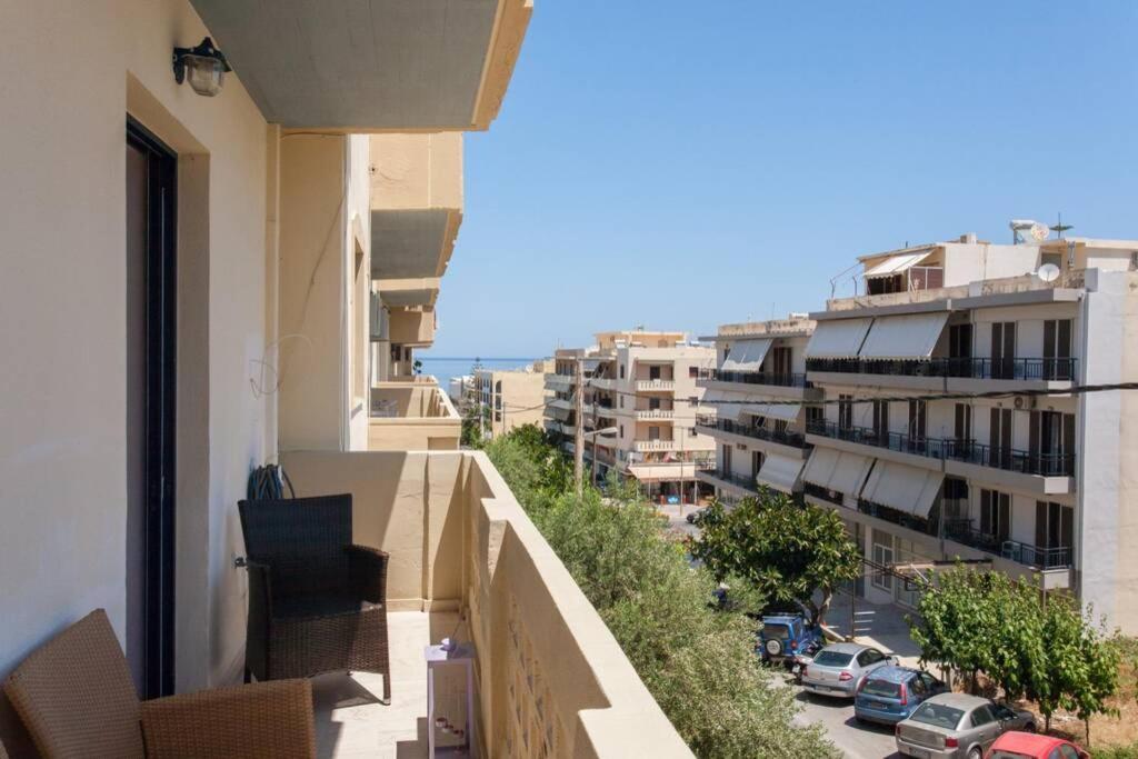 "Armens Luxury Home" 3 Minutes From The Beach By Foot Ретимно Экстерьер фото