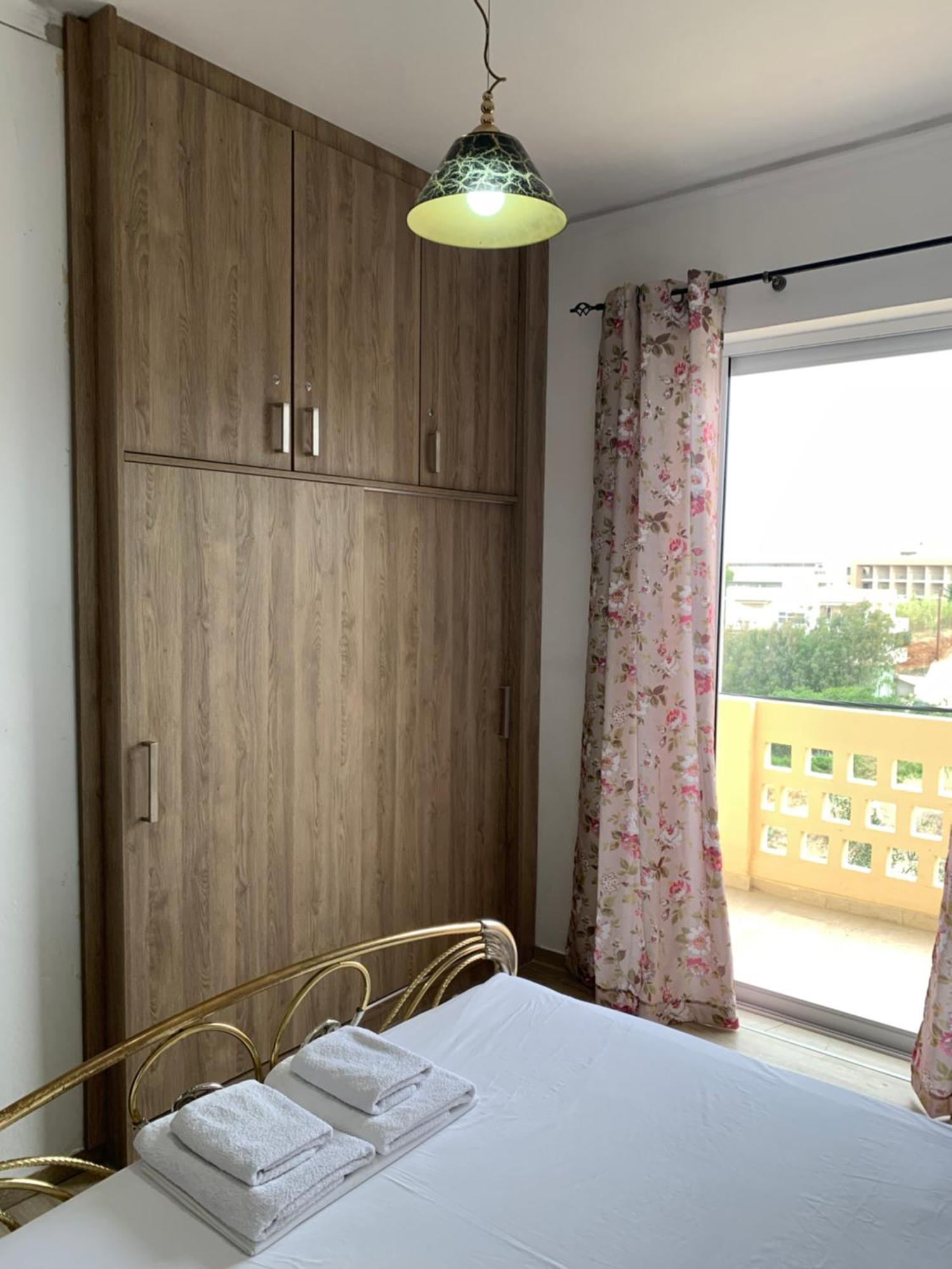 "Armens Luxury Home" 3 Minutes From The Beach By Foot Ретимно Экстерьер фото